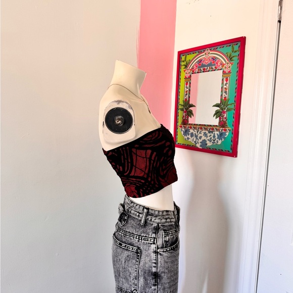 Womenโs Strapless Red & Black Patterned Tube Top - Picture 2 of 5